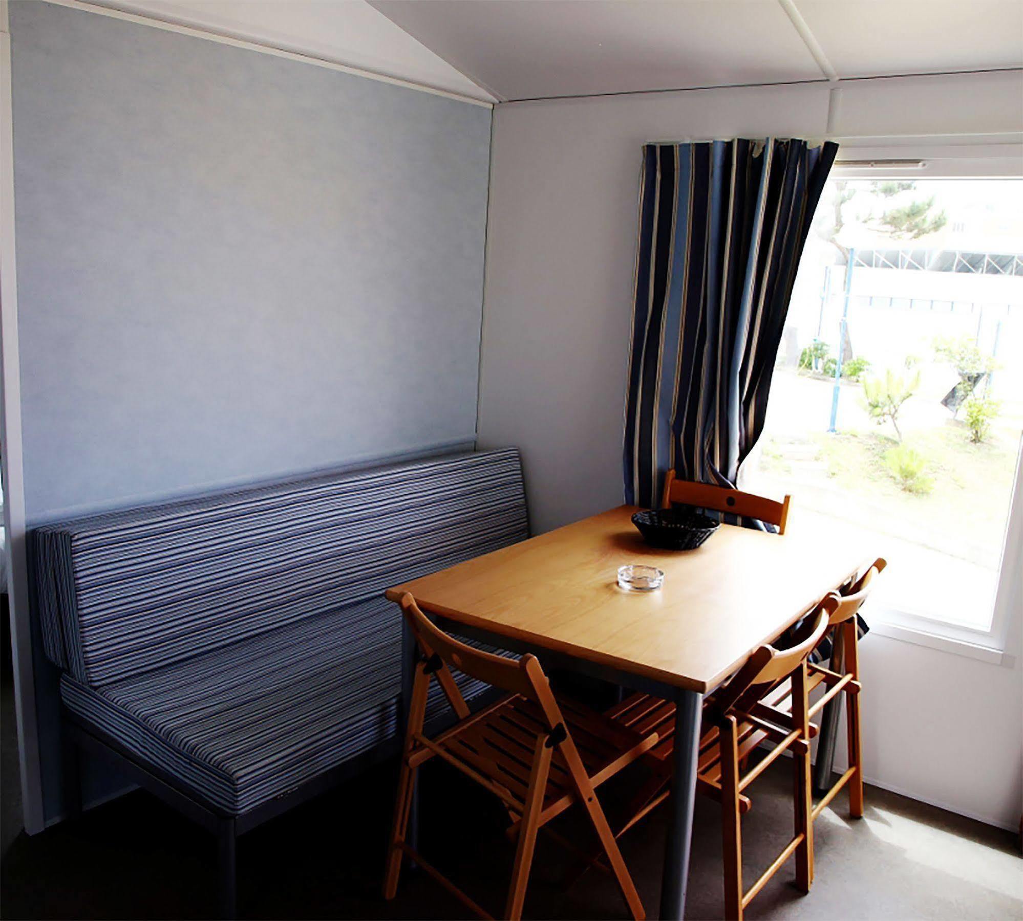 Orbitur Canidelo Bungalows - Caravan Park Вила-Нова-ди-Гая Экстерьер фото